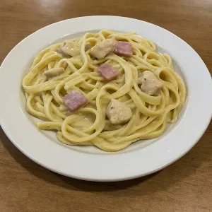 HAM & CHICKEN ALFREDO