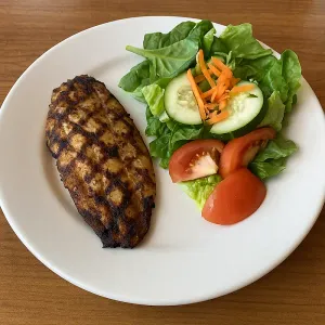 GRILLED FISH WITH SALAD