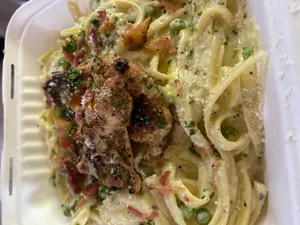CHICKEN LINGUINE